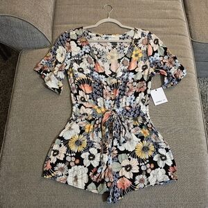Oneill Black Floral Boho Casual Festive Cottage Relaxed Romper Size XS